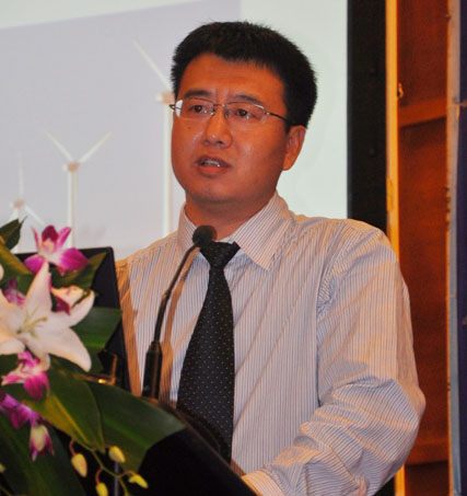 Vishay電阻電感部門(mén)區(qū)域市場(chǎng)技術(shù)經(jīng)理呂愛(ài)強(qiáng)做演講