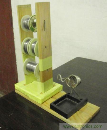 成本幾乎為零，三層錫絲架DIY