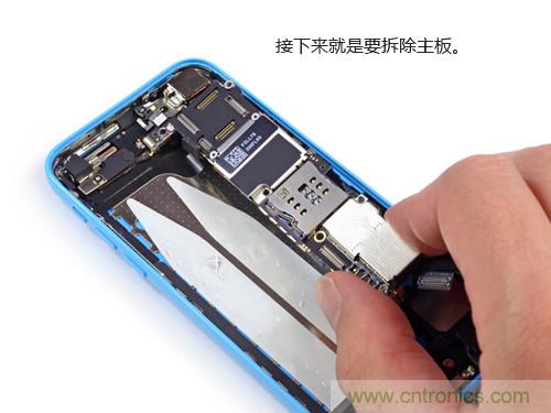 內(nèi)部能否出“彩”？“五彩機(jī)身”iPhone 5C拆解揭秘