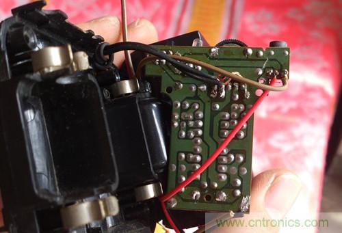 DIY:普通音響變身可充電藍(lán)牙音響