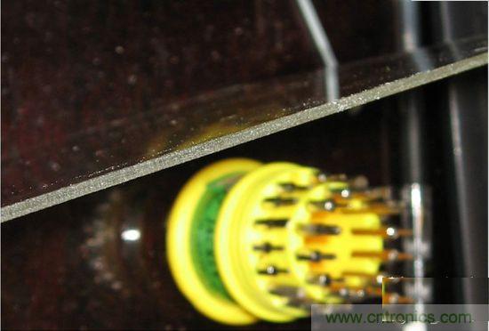 實(shí)用小知識:教你改善液晶屏發(fā)黃的狀況