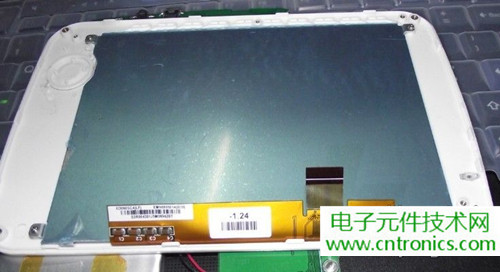 探秘電子紙！一款電紙書的電子墨水屏拆解