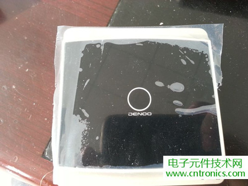 一款觸控開關(guān)拆解，做工不錯