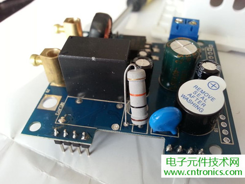 一款觸控開關(guān)拆解，做工不錯