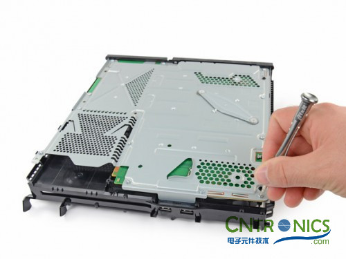 游戲機內(nèi)部的秘密:逆天級拆解索尼 PALY STATION 4!