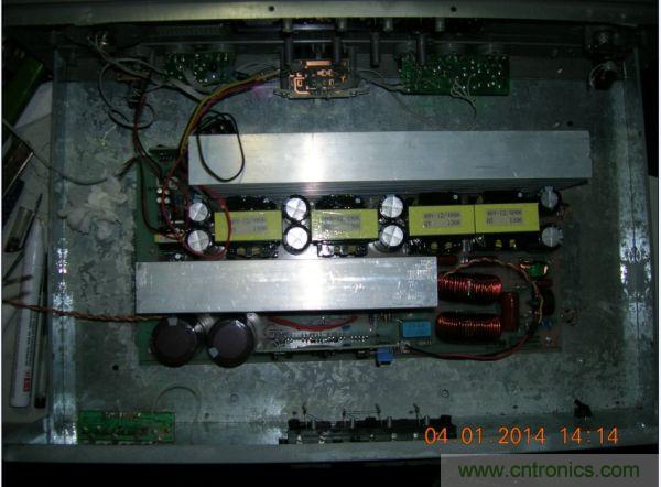 巧奪天工！大神利用山寨功放為高性?xún)r(jià)比逆變器“穿新衣”