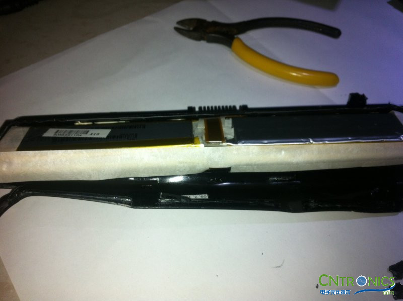 不一樣的DELL筆記本電池拆解小竅門！
