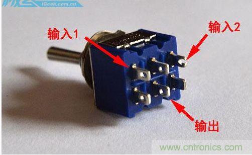 DIY：自制超炫音頻分配器，實(shí)現(xiàn)音箱共用