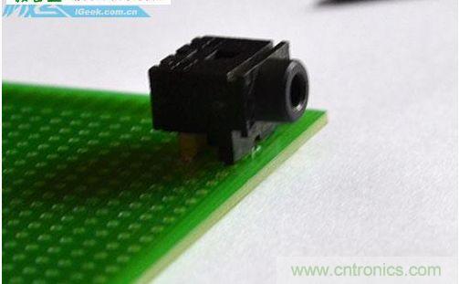 DIY：自制超炫音頻分配器，實(shí)現(xiàn)音箱共用