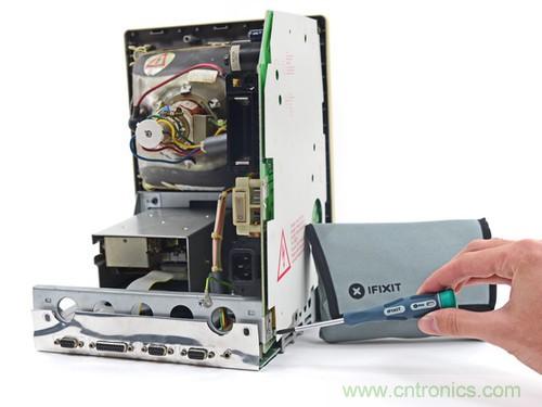 拆！古董級Macintosh 128K電腦