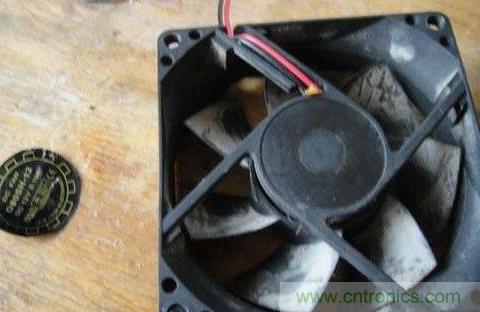 創(chuàng)意DIY！迷你風力發(fā)電機！