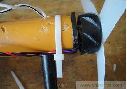 創(chuàng)意DIY！迷你風力發(fā)電機！