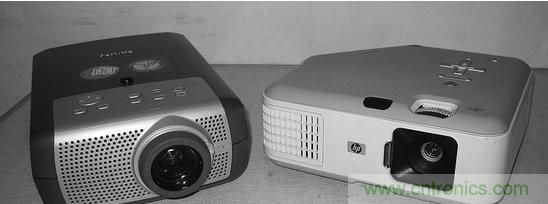 維修員分享:淺析液晶投影機(jī)和DLP投影機(jī)的特點(diǎn)