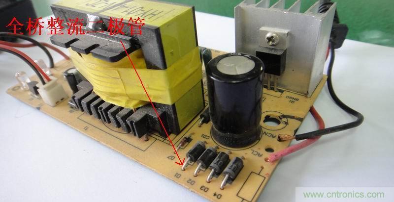 維修達(dá)人:拆解維修48V電動車充電器