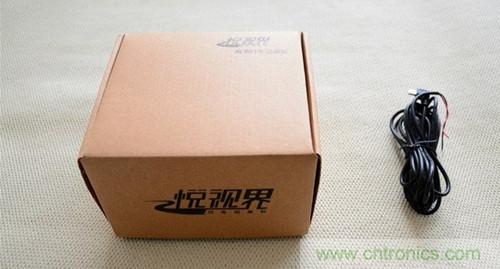 悅視界”行車(chē)記錄儀拆解