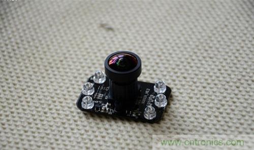 悅視界行車(chē)記錄儀全新拆解