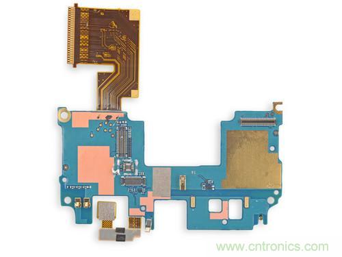 牛人強(qiáng)拆！新HTC One(M8)真機(jī)精密做工難修理