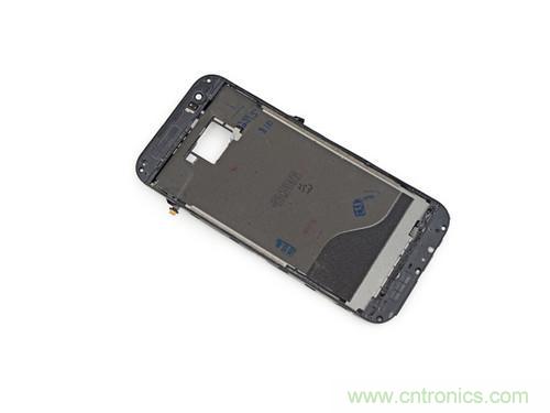 牛人強(qiáng)拆！新HTC One(M8)真機(jī)精密做工難修理