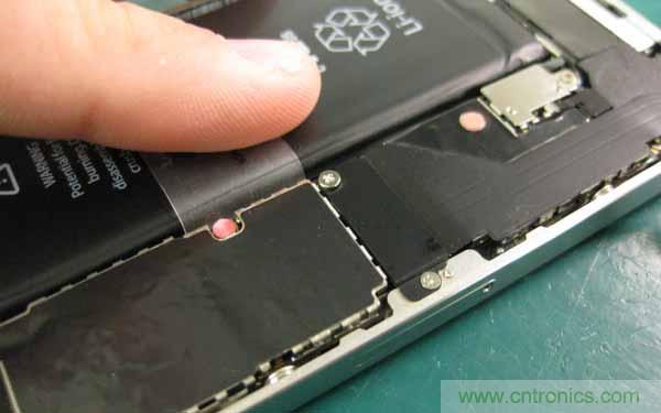 詳解智能設(shè)備如何突破，告別一天一充？