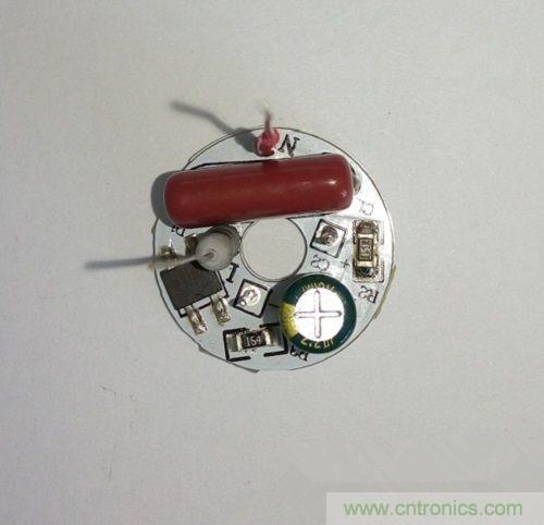 菜鳥必備:LED燈絲燈驅(qū)動(dòng)“小金庫”