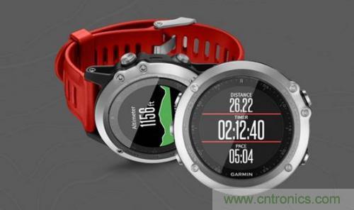 打開腕表大吃一驚，竟裝了這么多傳感器