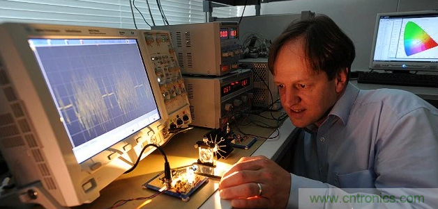 Li-Fi短期內(nèi)不能取代Wi-Fi，為什么？