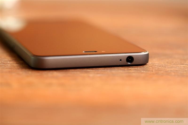 前世500次回眸,換來今生一次擦肩而過，那500多天的等待能否讓錘子揚(yáng)眉吐氣？