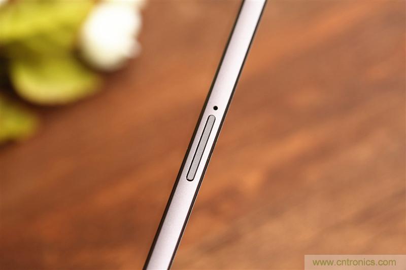 前世500次回眸,換來今生一次擦肩而過，那500多天的等待能否讓錘子揚(yáng)眉吐氣？