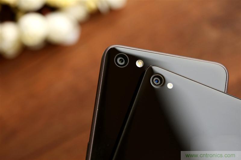 前世500次回眸,換來今生一次擦肩而過，那500多天的等待能否讓錘子揚(yáng)眉吐氣？