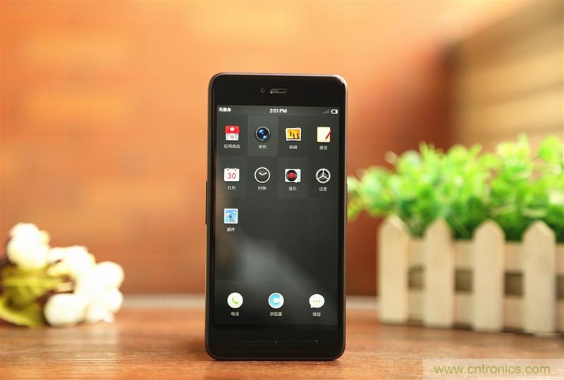 前世500次回眸,換來今生一次擦肩而過，那500多天的等待能否讓錘子揚(yáng)眉吐氣？