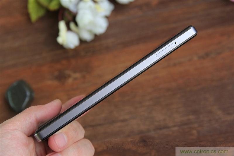 無邊框的 nubia Z9 ，一款既有驚喜，又有驚艷的智能手機