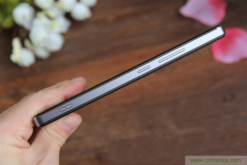 無邊框的 nubia Z9 ，一款既有驚喜，又有驚艷的智能手機