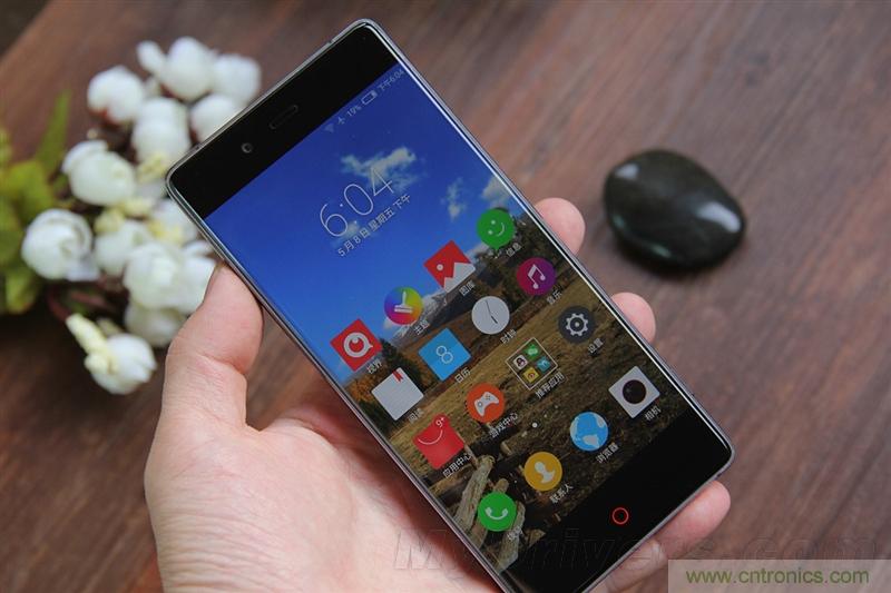 無邊框的 nubia Z9 ，一款既有驚喜，又有驚艷的智能手機