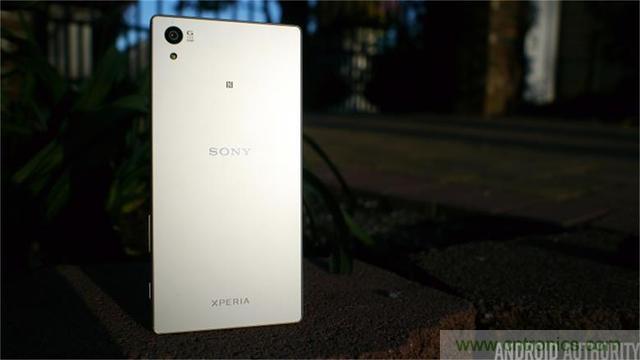 傳奇索尼，憑借Sony Xperia Z5能否在移動市場奪得一席之地？