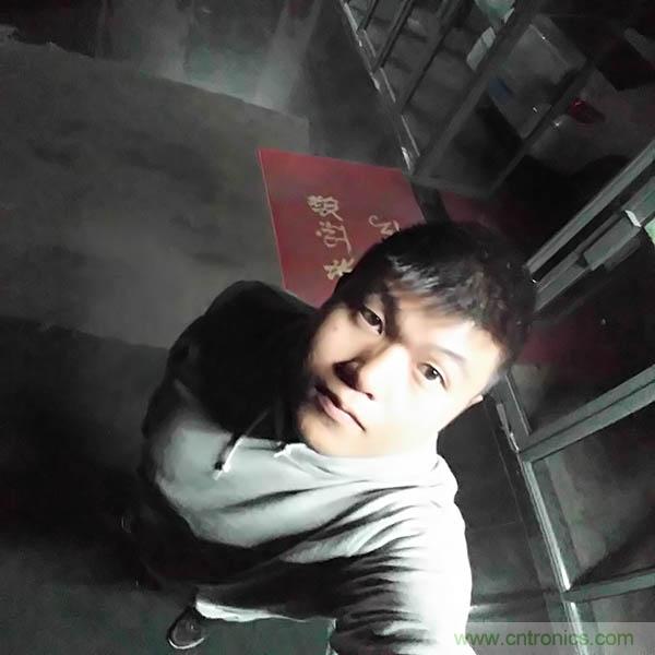 業(yè)界良心 LG V10 評測:剛毅、冷峻，不失人性化