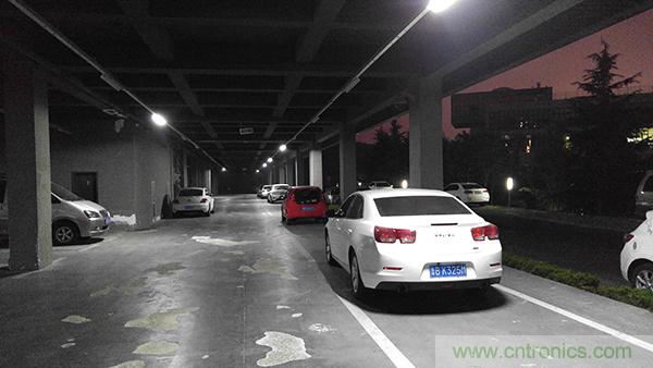 業(yè)界良心 LG V10 評測:剛毅、冷峻，不失人性化