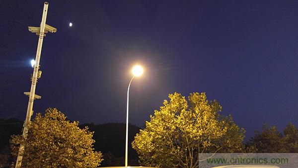 業(yè)界良心 LG V10 評測:剛毅、冷峻，不失人性化