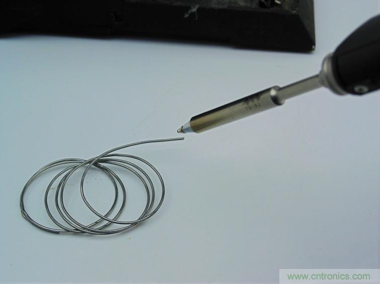 一款能喚起 70 后工程師朋友&ldquo;童年趣事&rdquo;的迷你電烙鐵！