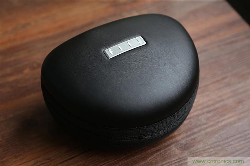 頭條哥的夢(mèng)想之作！FIIL耳機(jī)能讓汪峰上頭條否？