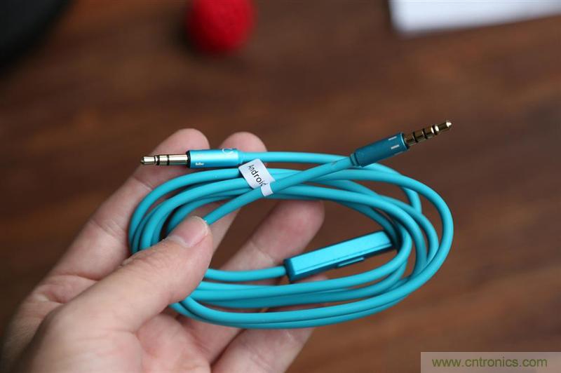 頭條哥的夢(mèng)想之作！FIIL耳機(jī)能讓汪峰上頭條否？