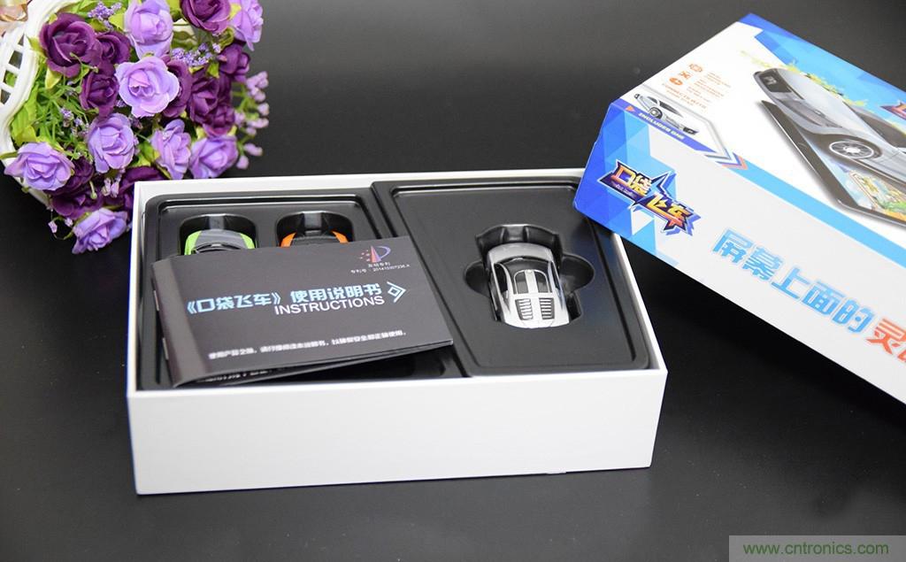 虛擬與現(xiàn)實相結(jié)合的飛車游戲，讓你體驗速度與激情的碰撞！