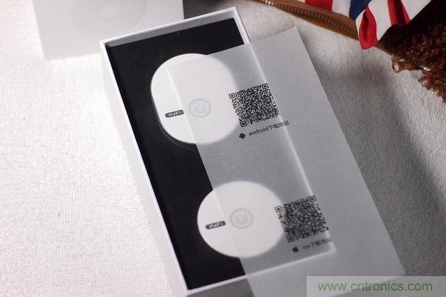 路由器也跟風玩分體設計，你咋不上天呢？