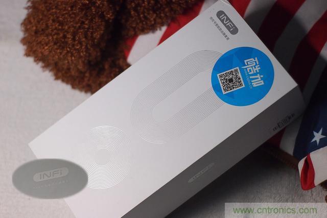 路由器也跟風玩分體設計，你咋不上天呢？