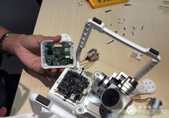 真飛機拆不著，那就來拆拆無人機“鼻祖”大疆吧！