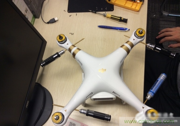 真飛機拆不著，那就來拆拆無人機“鼻祖”大疆吧！