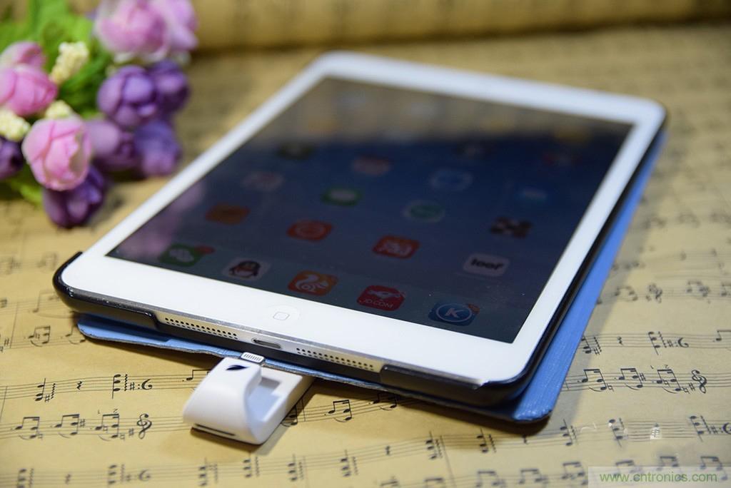不越獄，就能隨意給iPad增容的影音娛樂利器