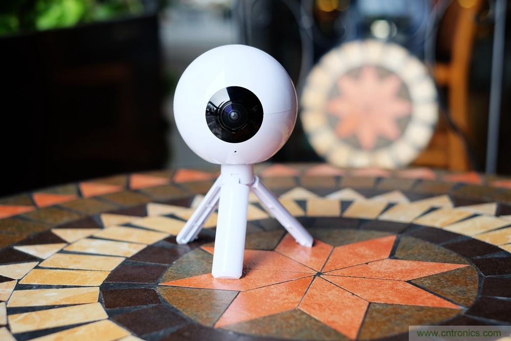 造型神似BB8，讓照片翻滾起來&mdash;&mdash;暴風(fēng)魔眼