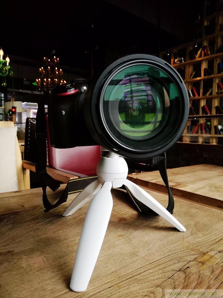 逼格滿(mǎn)滿(mǎn)的相機(jī)便攜三腳架，三足鼎立才安全