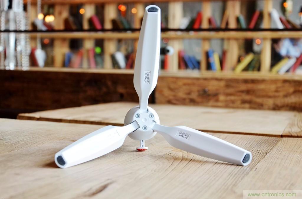 逼格滿(mǎn)滿(mǎn)的相機(jī)便攜三腳架，三足鼎立才安全