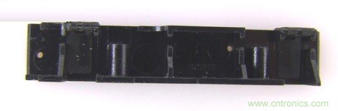 華為秘盒拆解:令人大跌眼鏡的WIFI+藍(lán)牙IC設(shè)計